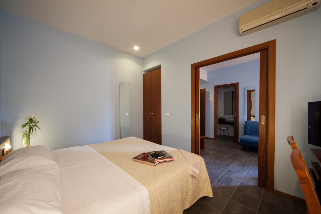 Hotel Mariani Iesi Exterior foto