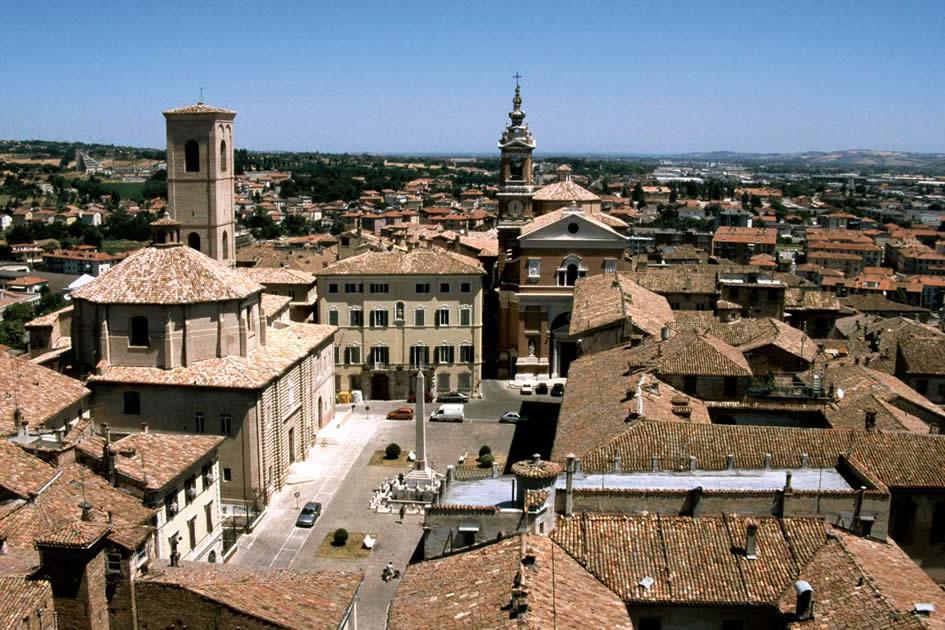 Hotel Mariani Iesi Exterior foto