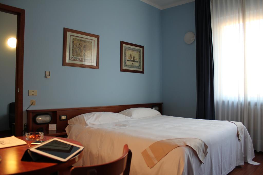 Hotel Mariani Iesi Exterior foto